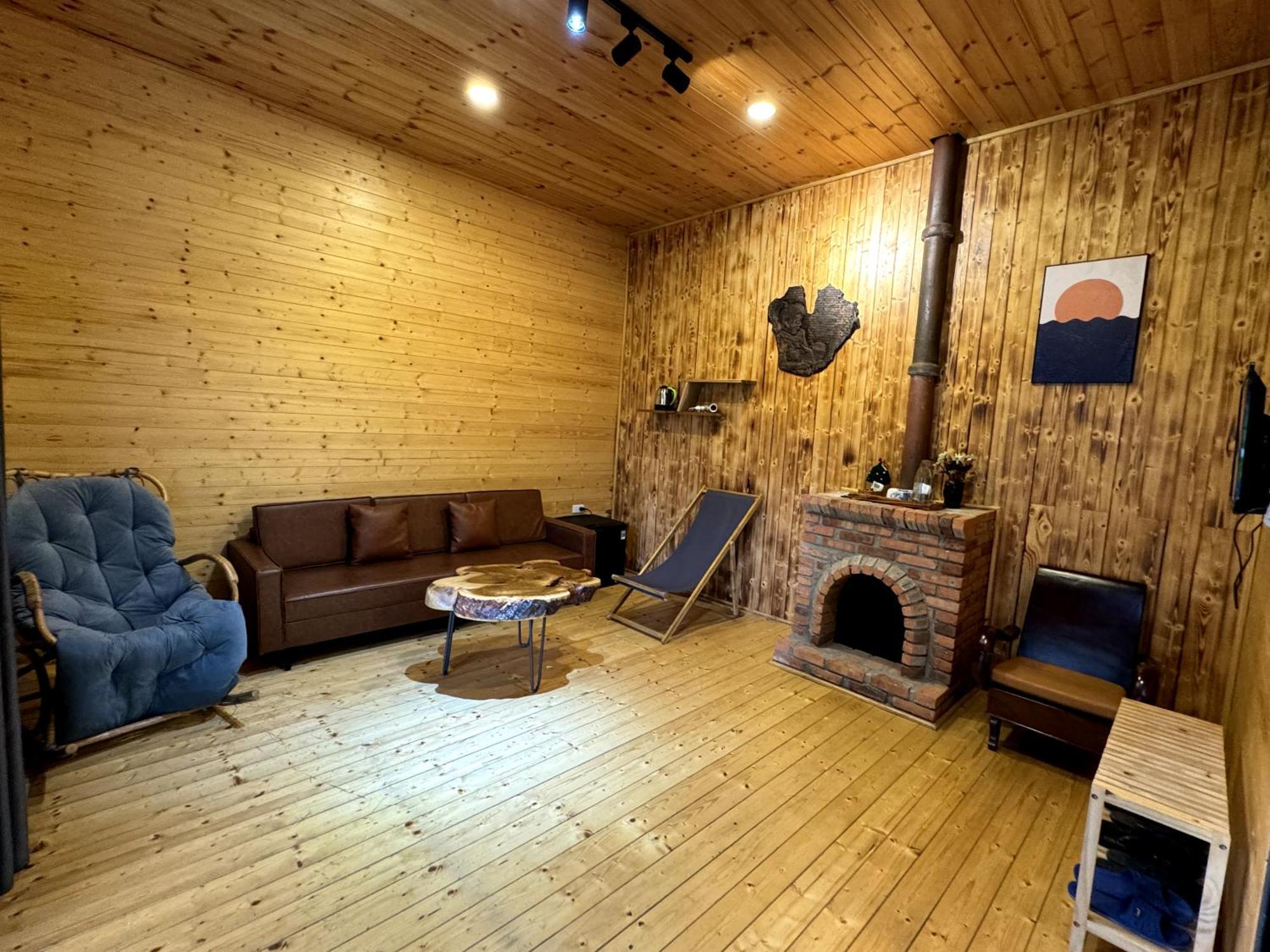T'Mang Deeng Homestay Kon Von Kla Esterno foto
